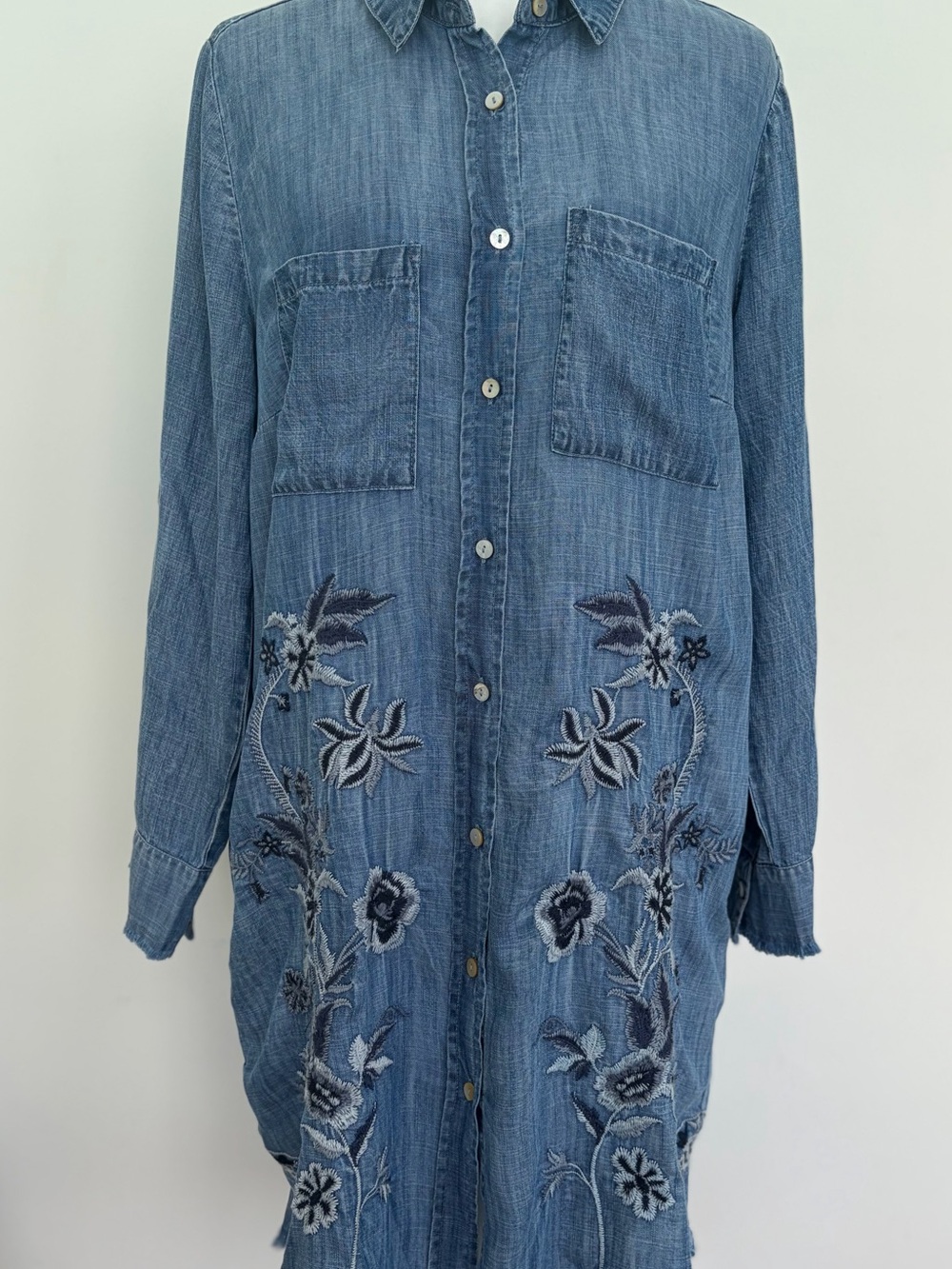 Kyla Seo Embroidered Chambray Button Front Shirt Dress Large - Picture 8 of 13